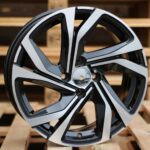 Diski R15 4×100 J6 ET40 RACINGLINE B5762 RENAULT Black Polished