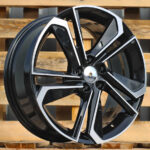 Diski R17 5×100 J7 ET51 RACINGLINE B1113 SKODA Black Polished