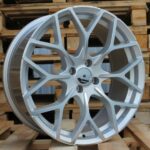 Diski R18 4×100 J8 ET30 RACINGLINE B1449 SMART Silver Polished (Rear+Front)