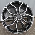 Diski R17 4×100 J7 ET44 RACINGLINE XF260 RENAULT Black Polished