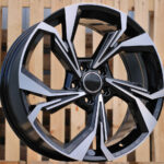 Diski R19 5×112 J8 ET45 RACINGLINE B5893 AUDI Black Polished