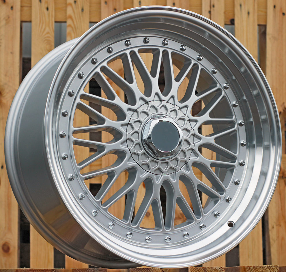 Diski R15 8x100/114.3 J8 ET15 RACINGLINE BY479 Silver +Polished Lip