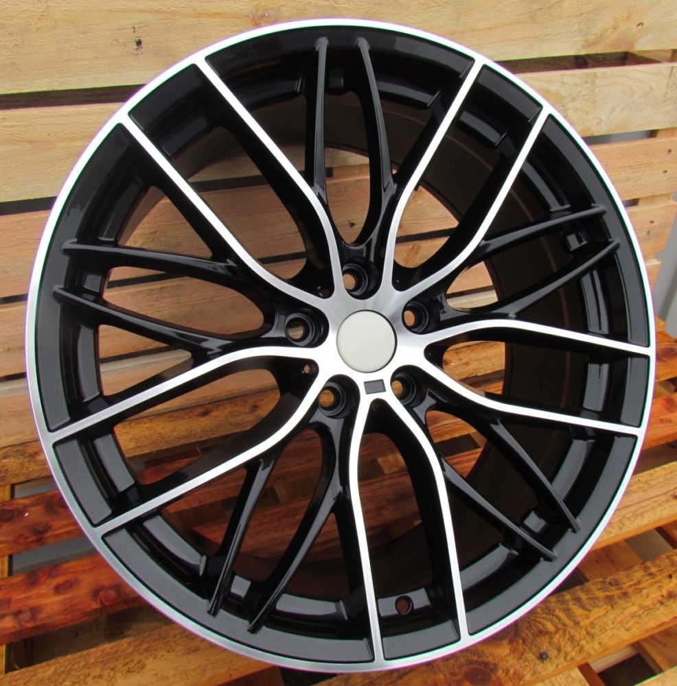 Diski R17 5x120 J7.5 ET34 RACINGLINE BK796 BMW Black Polished