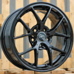 Diski R15 5×100 J6.5 ET40 RACINGLINE Y0134 Black