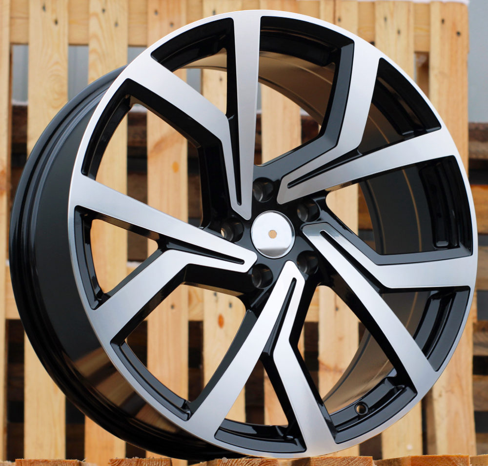 Diski R15 5x100 J6 ET38 RACINGLINE B1154 VW Black Polished