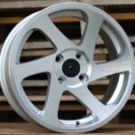 Diski R15 4×100 J7 ET38 RACINGLINE L1268 Silver Polished