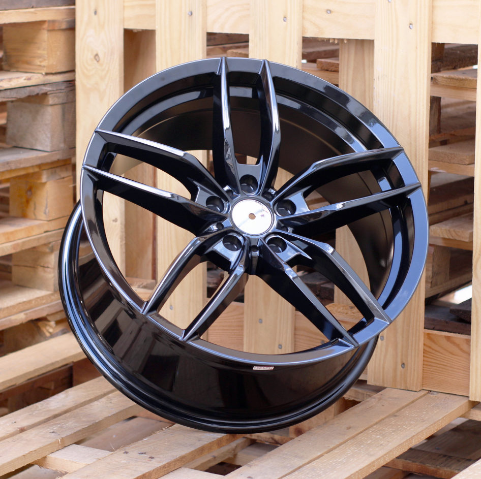 Diski R19 5x114.3 J9.5 ET40 RACINGLINE B1407 Black (Rear+Front)