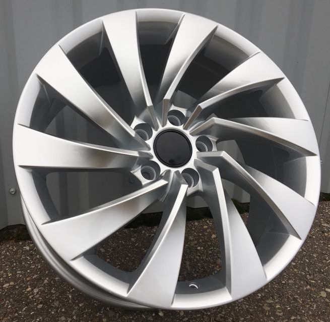 Diski R17 5x112 J7.5 ET42 RACINGLINE B5083 VW (SS)