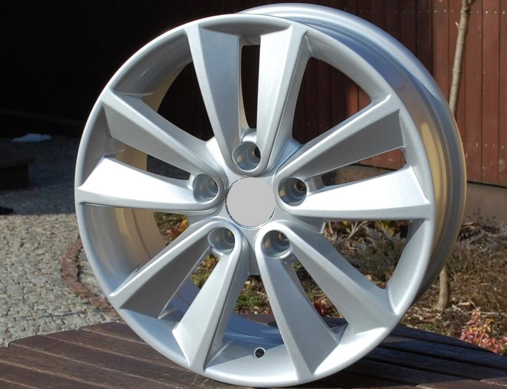 Diski R16 5x108 J6.5 ET45 RACINGLINE DW033 RENAULT Silver