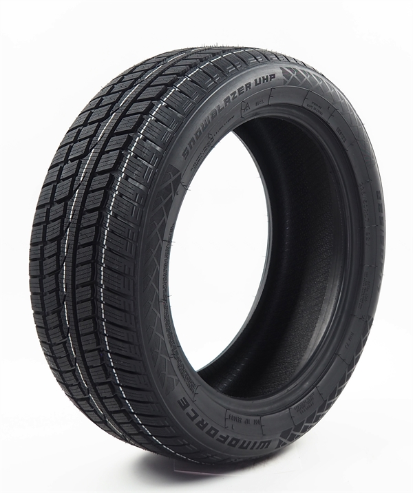 235/45R19 WINDFORCE SNOWBLAZER UHP 99V