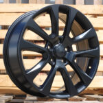 Diski R20 5×127 J8 ET56 RACINGLINE B5536 JEEP Black