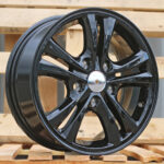 Diski R15 5×114.3 J6 ET42 RACINGLINE L1061 Black
