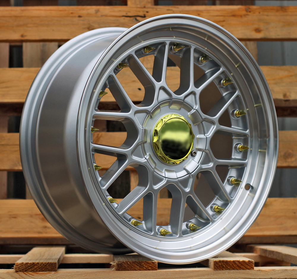 Diski R17 10x112/120 J8 ET30 HAXER HX025 Silver +Polished Lip